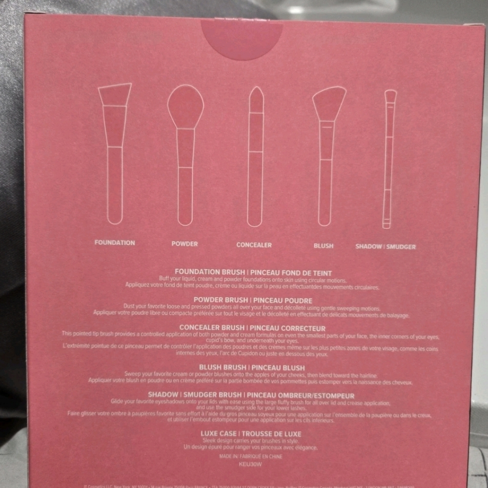 IT Cosmetics IT’S YOUR HEAVENLY LUXE SKIN-LOVING 5-PIECE MAKEUP BRUSH SET - NEW - Picture 8 of 8